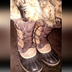 Sorel winter boots size 8